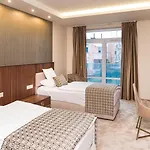 Kalvaria Superior 4* غيور