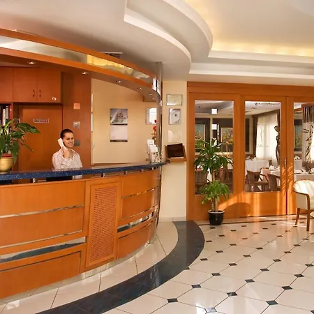 酒店 卡瓦利亚高级酒店 杰尔