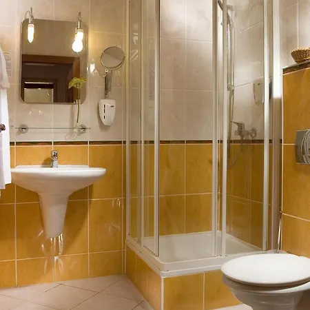 Kalvaria Superior 4* Gyor