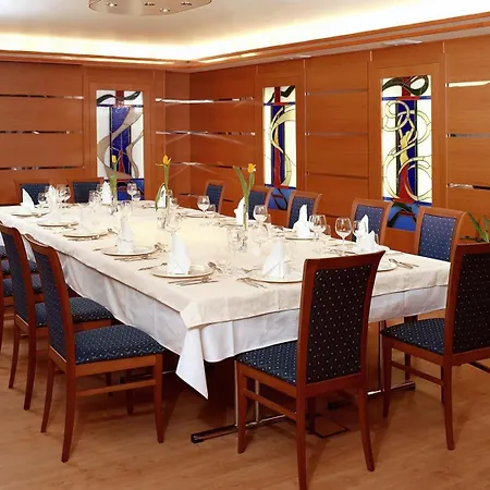 Kalvaria Superior Hotel