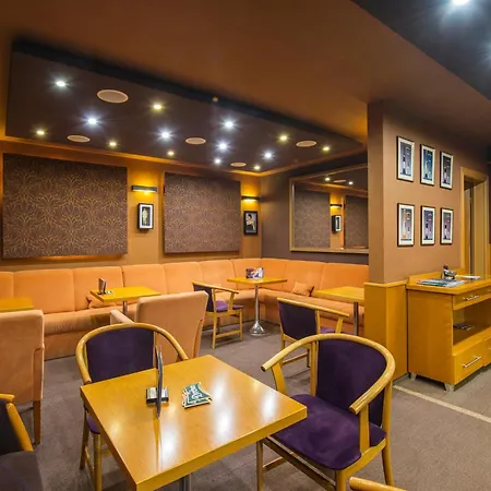 Kalvaria Superior Hotel Győr