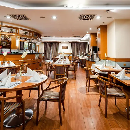 Kalvaria Superior 4* Győr