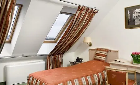 Kalvaria Superior 4* Gyor