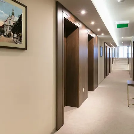卡瓦利亚高级酒店 酒店 4*